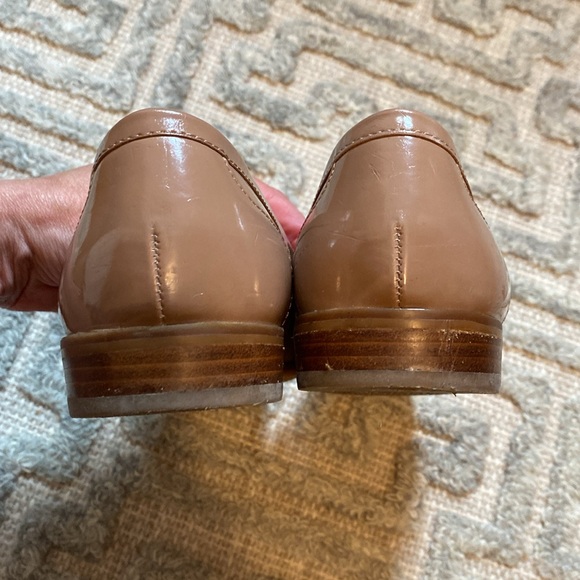 Ellen Tracy Moccasin Old rose & tan with golden accents - Picture 6 of 9